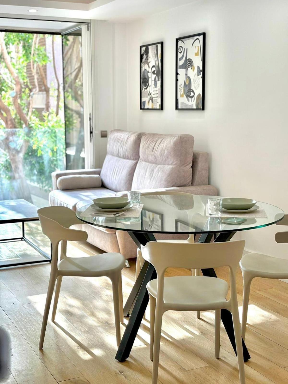 Centrico En Apartamento Almería